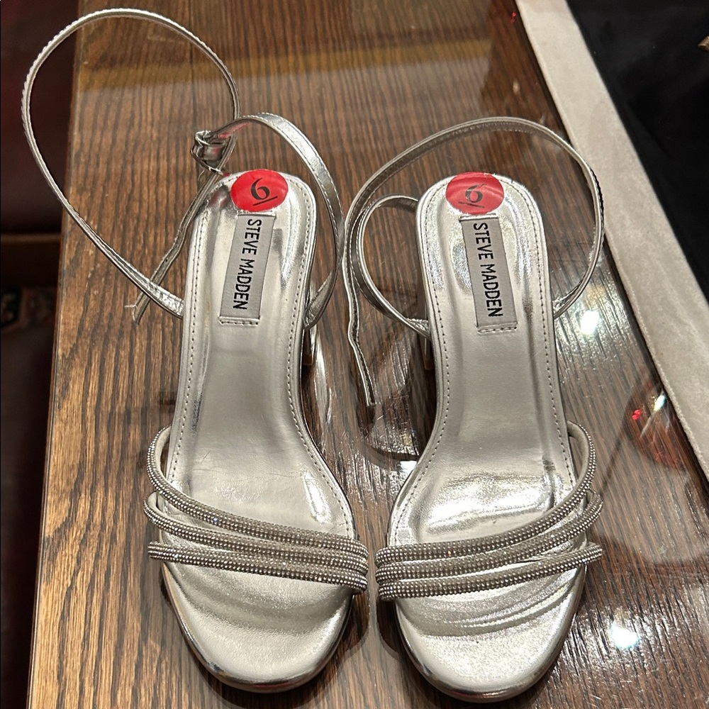Steve Madden Metallic Silver Heels